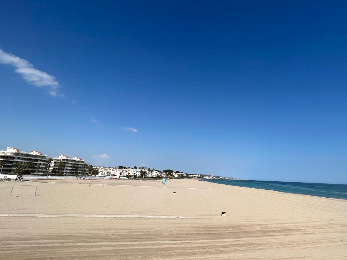 דירות Roda de Bará Apartamento Muy Luminoso En Segunda Linea De Mar מראה חיצוני תמונה